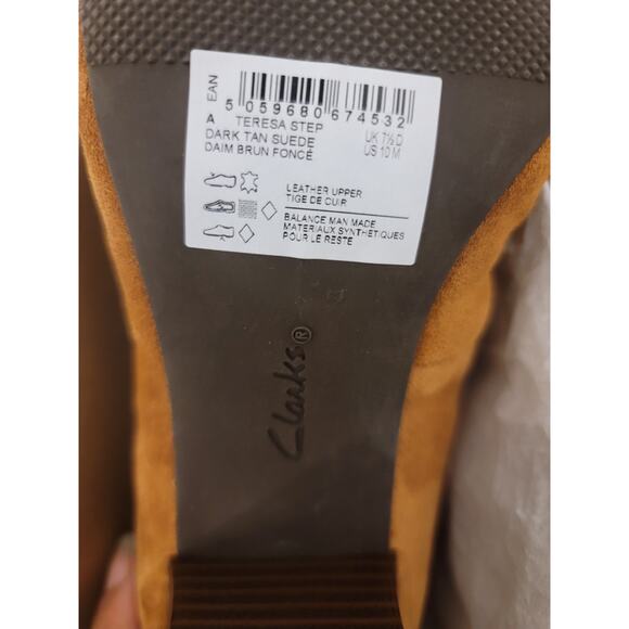 COPY - Clarks Teresa Pumps in Dark Tan Suede - Picture 5 of 9